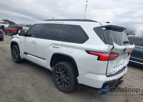 2023 Toyota Sequoia Platinum z USA, uszkodzony, nr VIN 7SVAAABA7PX005703